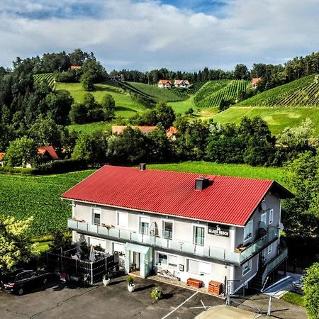 Claus Resch Appartements Leutschach Exterior foto