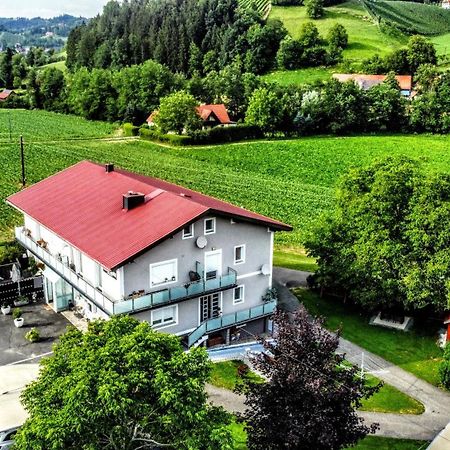 Claus Resch Appartements Leutschach Exterior foto